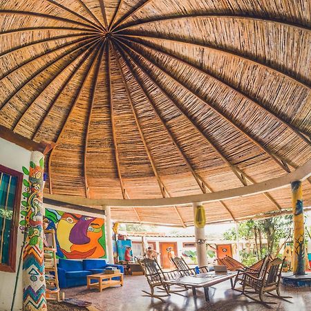 Pura Vida Hostel Тамариндо Екстериор снимка