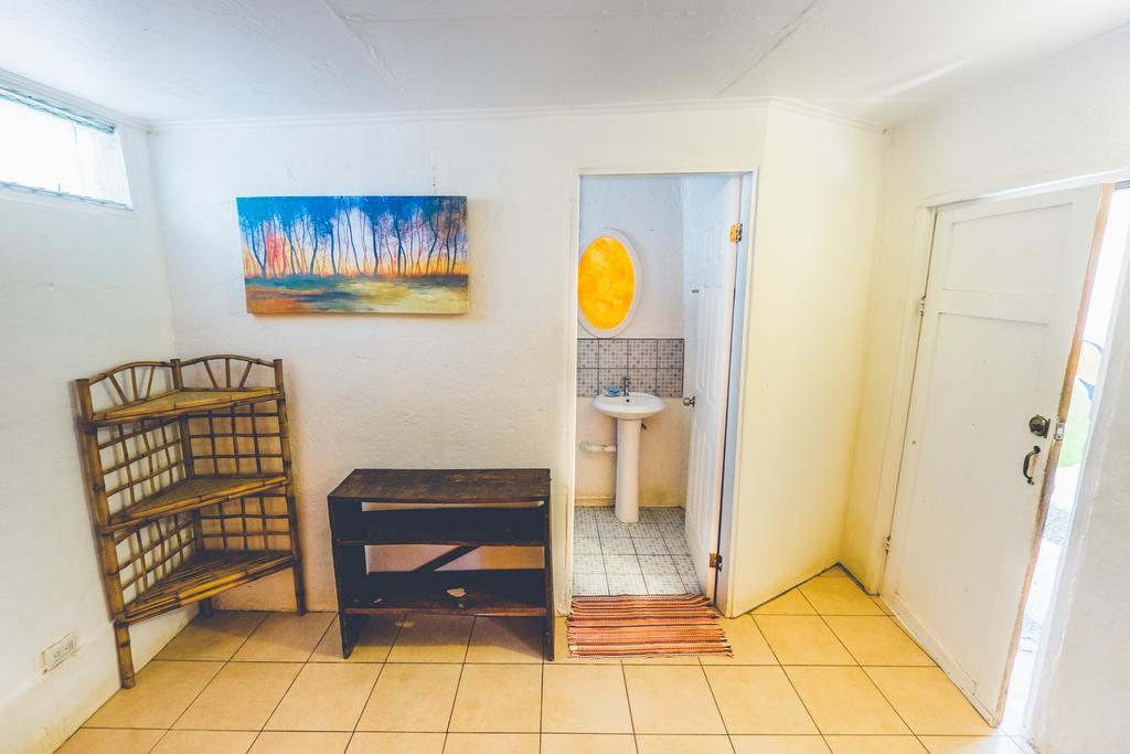 Pura Vida Hostel Тамариндо Екстериор снимка