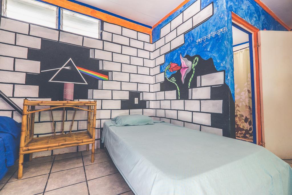 Pura Vida Hostel Тамариндо Екстериор снимка