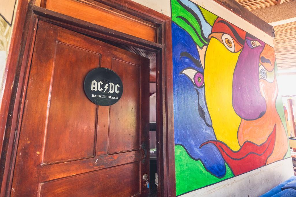 Pura Vida Hostel Тамариндо Екстериор снимка