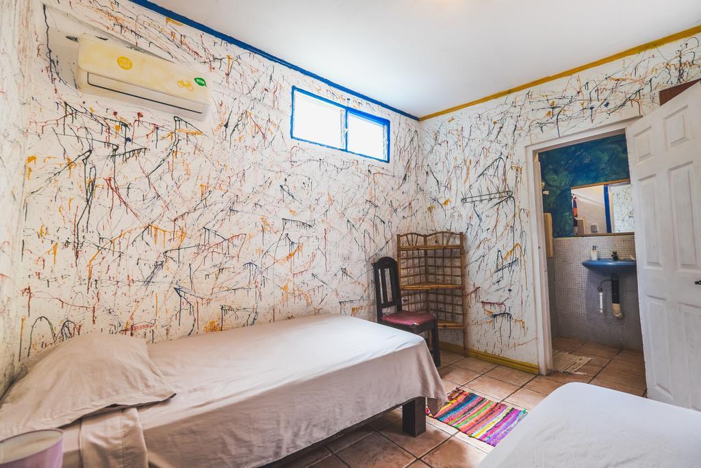 Pura Vida Hostel Тамариндо Екстериор снимка