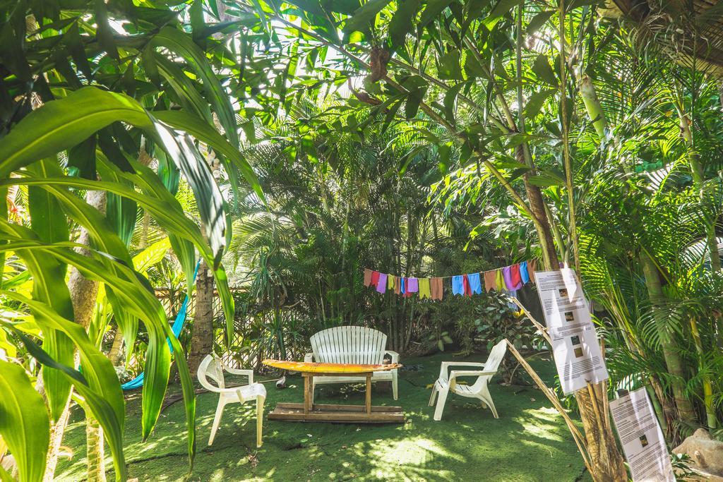 Pura Vida Hostel Тамариндо Екстериор снимка