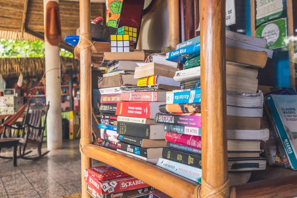 Pura Vida Hostel Тамариндо Екстериор снимка